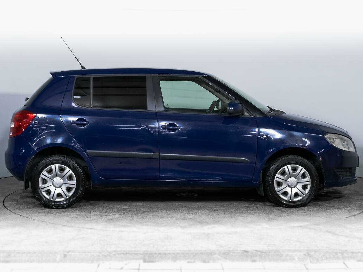 Купить Skoda Fabia с пробегом. Фото: #3