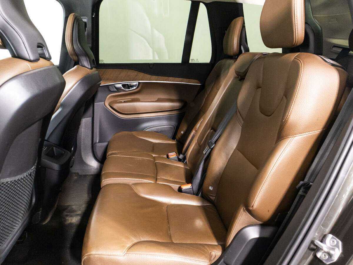 Купить Volvo XC90 с пробегом. Фото: #8