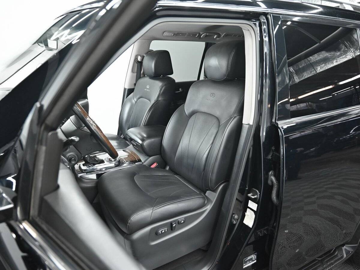 Купить Infiniti QX80 с пробегом. Фото: #4