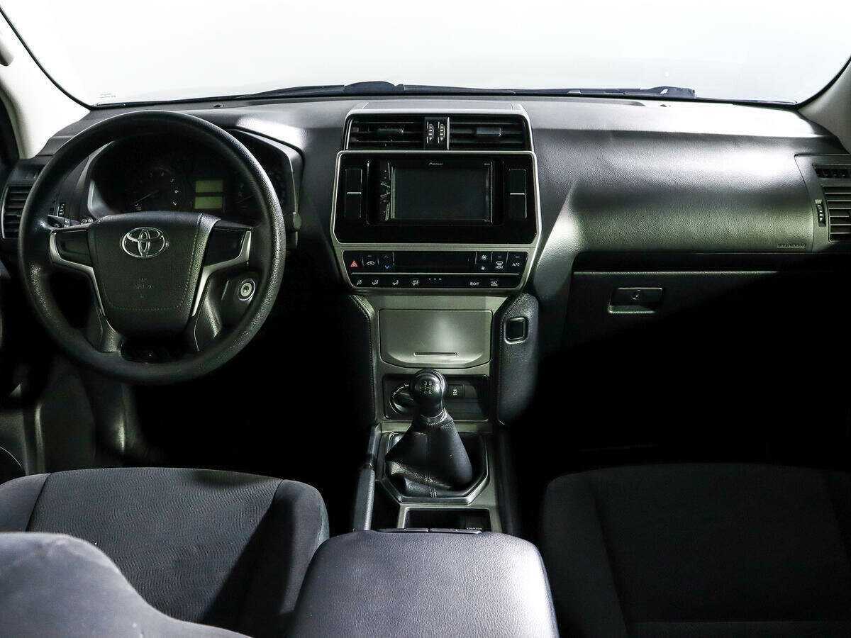 Купить Toyota Land Cruiser Prado с пробегом. Фото: #9