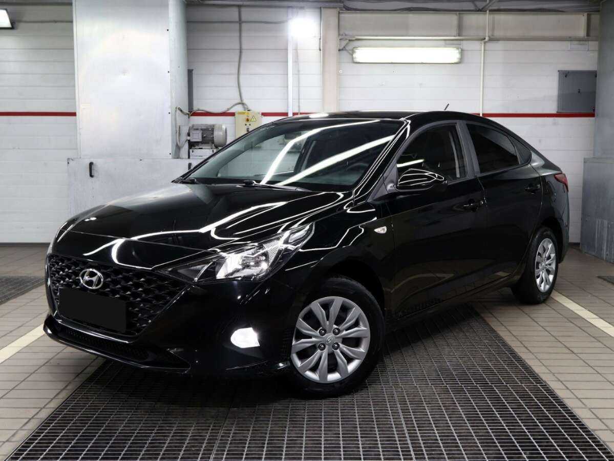 Купить Hyundai Solaris с пробегом. Фото: #0