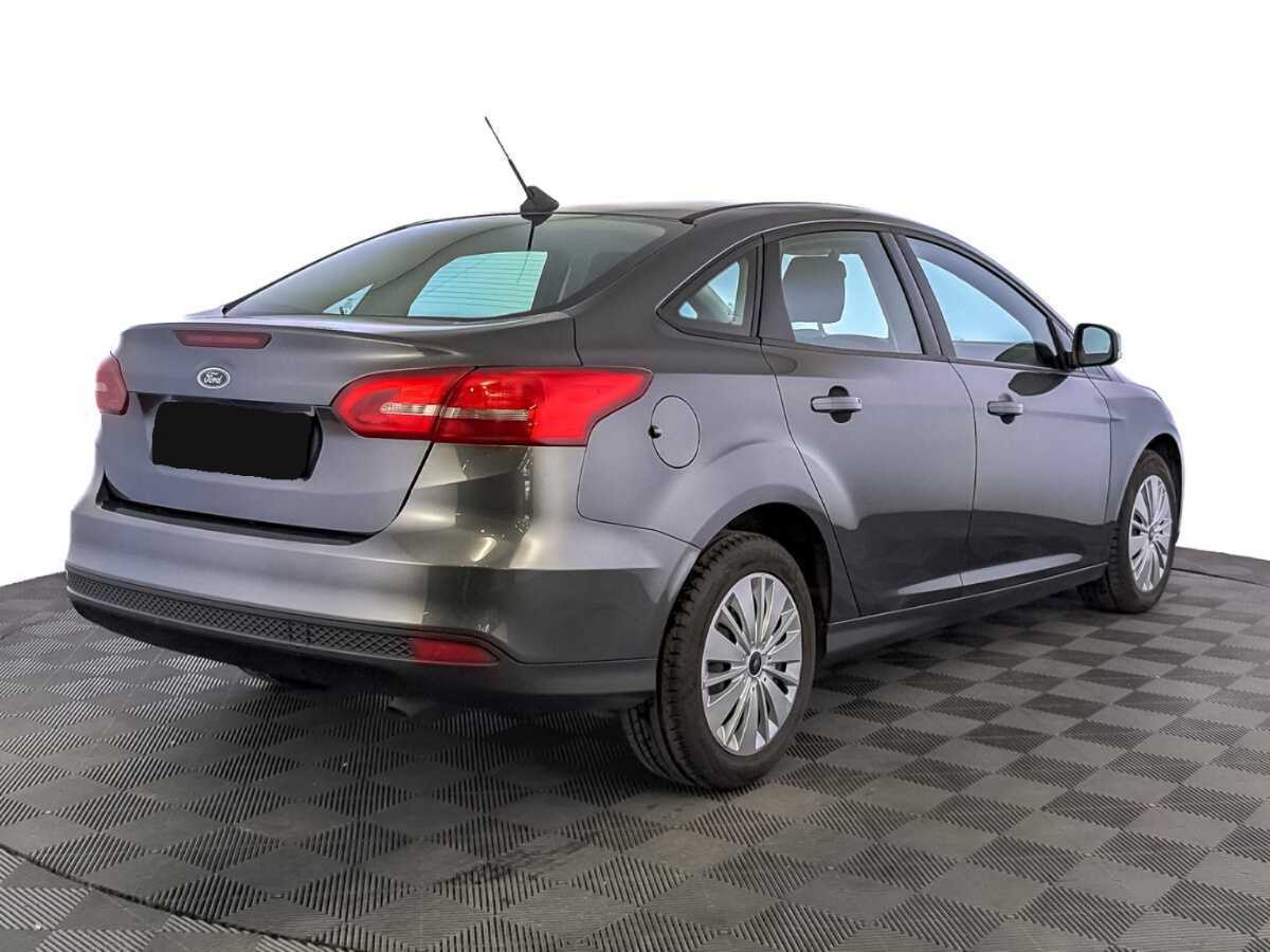 Купить Ford Focus с пробегом. Фото: #4