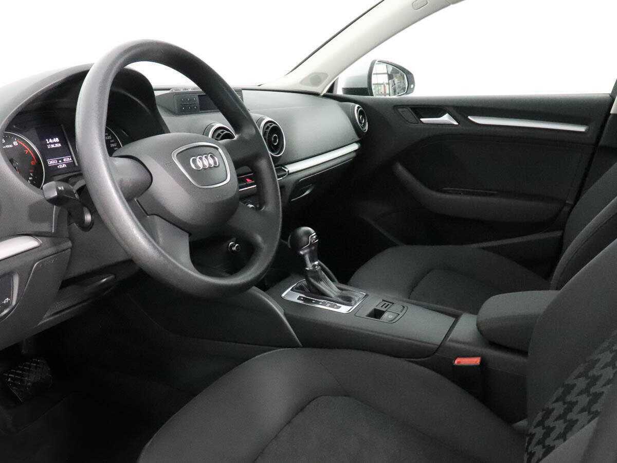 Купить Audi A3 с пробегом. Фото: #9