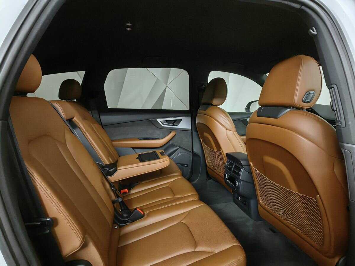 Купить Audi Q7 с пробегом. Фото: #11