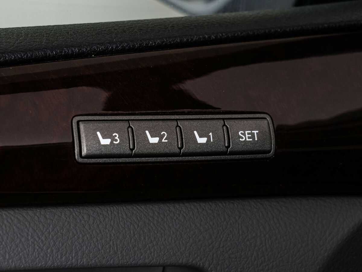 Купить Lexus LX с пробегом. Фото: #25