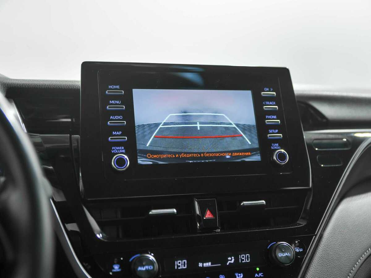 Купить Toyota Camry с пробегом. Фото: #11