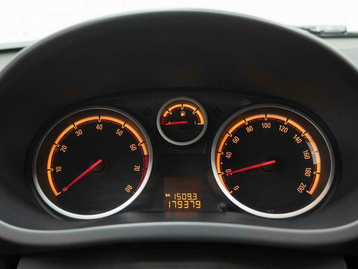 Купить Opel Corsa с пробегом. Фото: #16