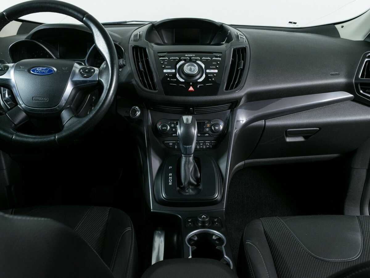 Купить Ford Kuga с пробегом. Фото: #6