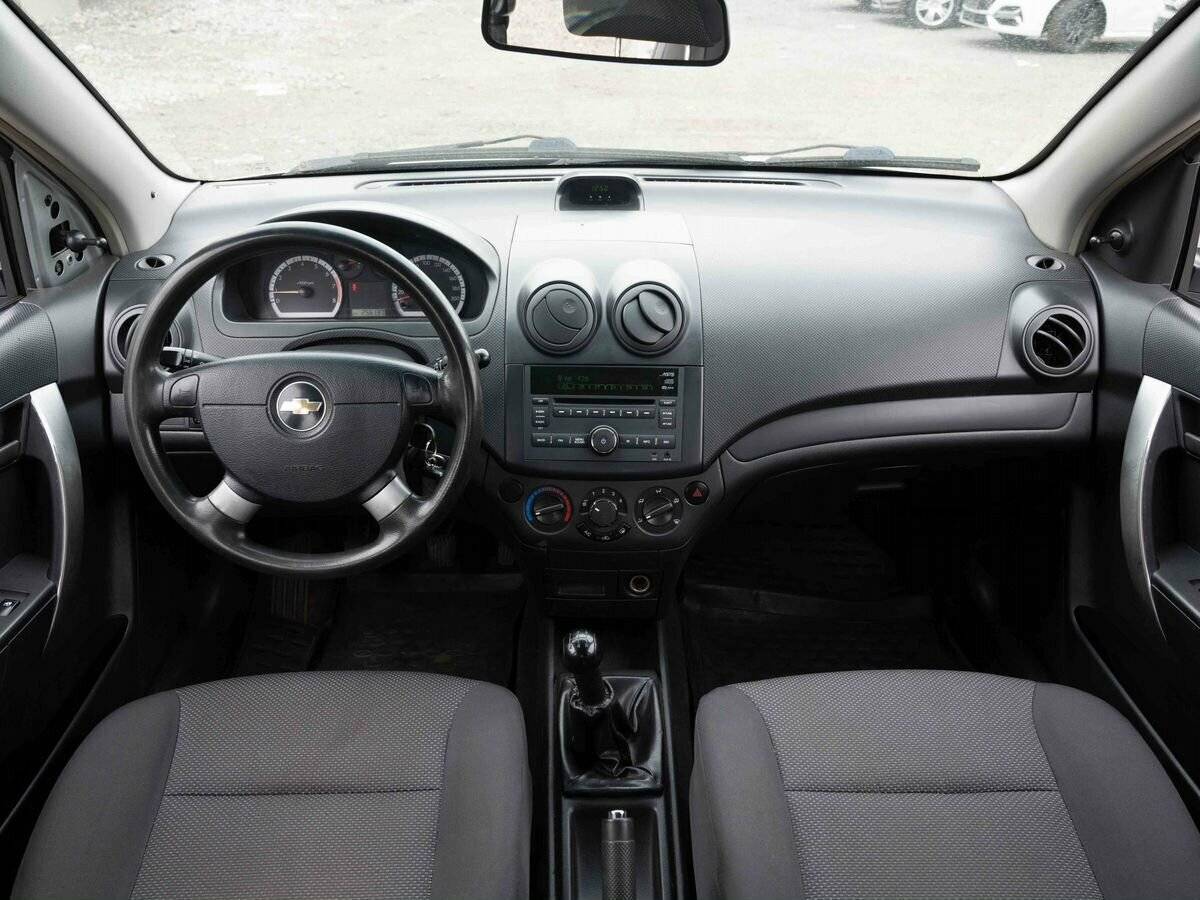 Купить Chevrolet Aveo с пробегом. Фото: #12