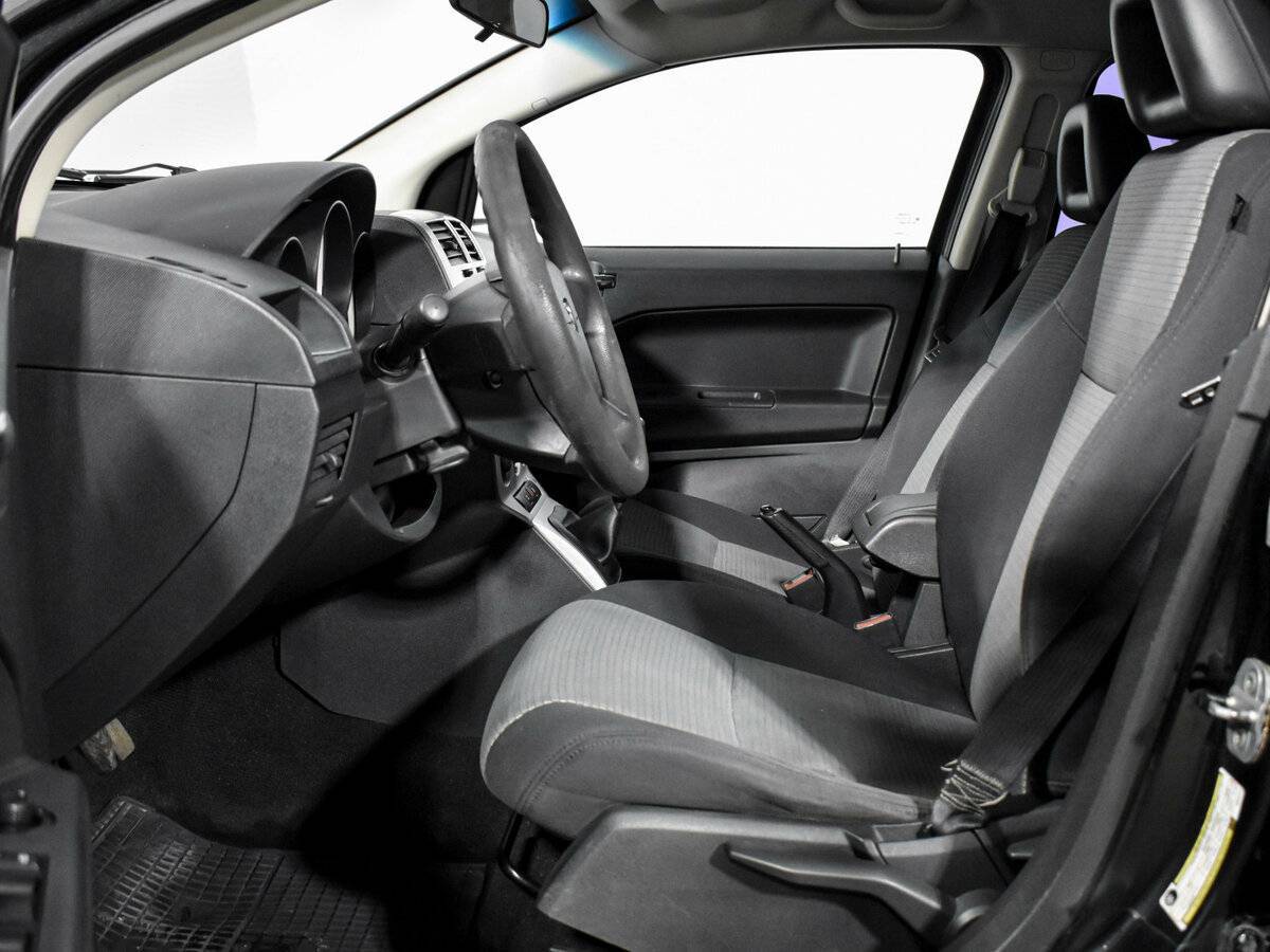 Купить Dodge Caliber с пробегом. Фото: #9