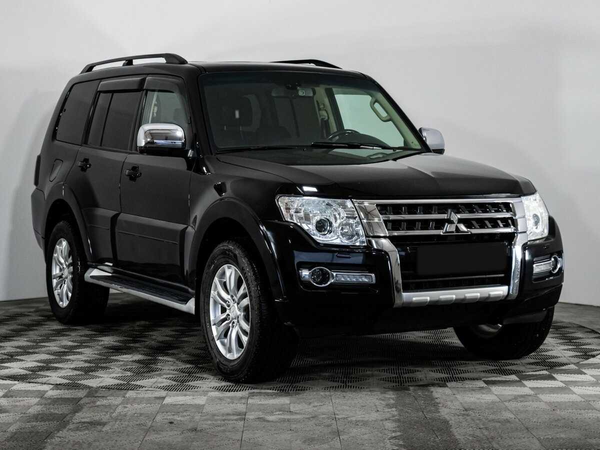 Купить Mitsubishi Pajero с пробегом. Фото: #2
