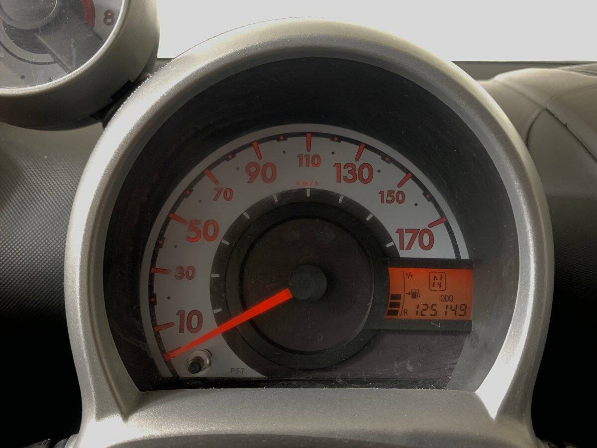 Купить Peugeot 107 с пробегом. Фото: #13