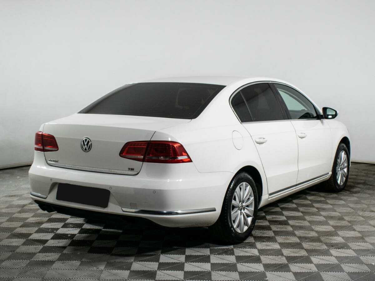 Купить Volkswagen Passat с пробегом. Фото: #3