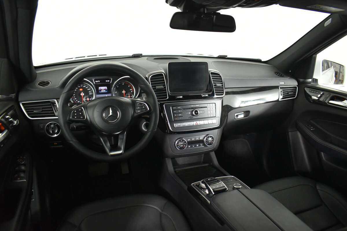 Купить Mercedes-Benz GLS с пробегом. Фото: #7