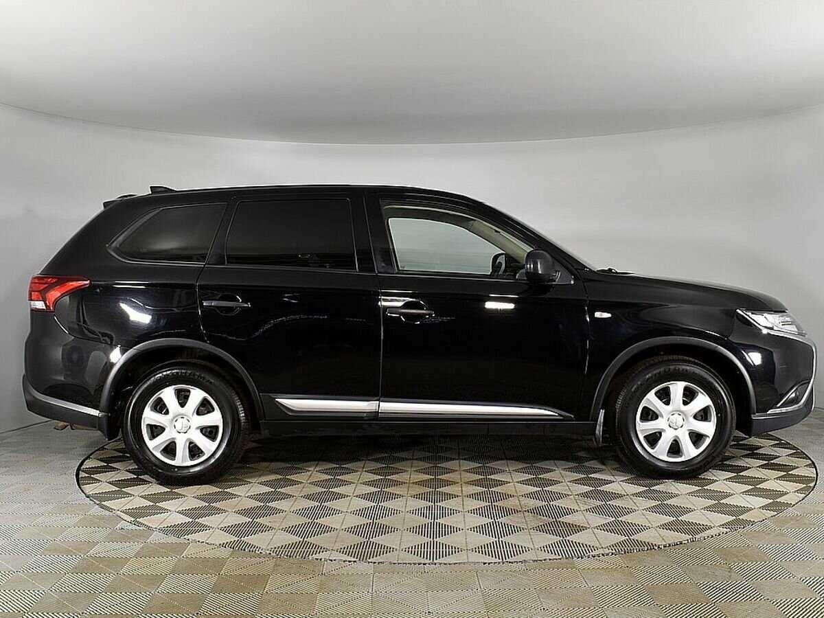 Купить Mitsubishi Outlander с пробегом. Фото: #4