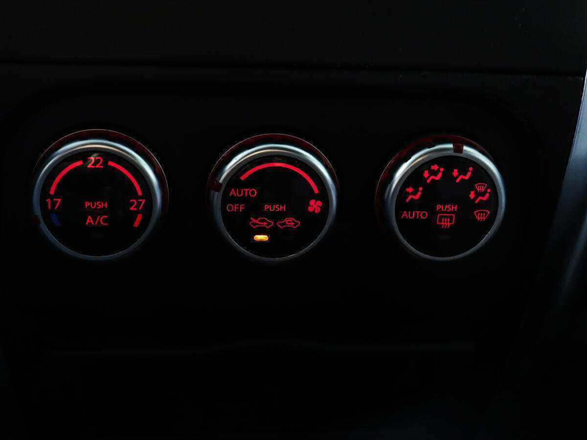 Купить Suzuki SX4 с пробегом. Фото: #14