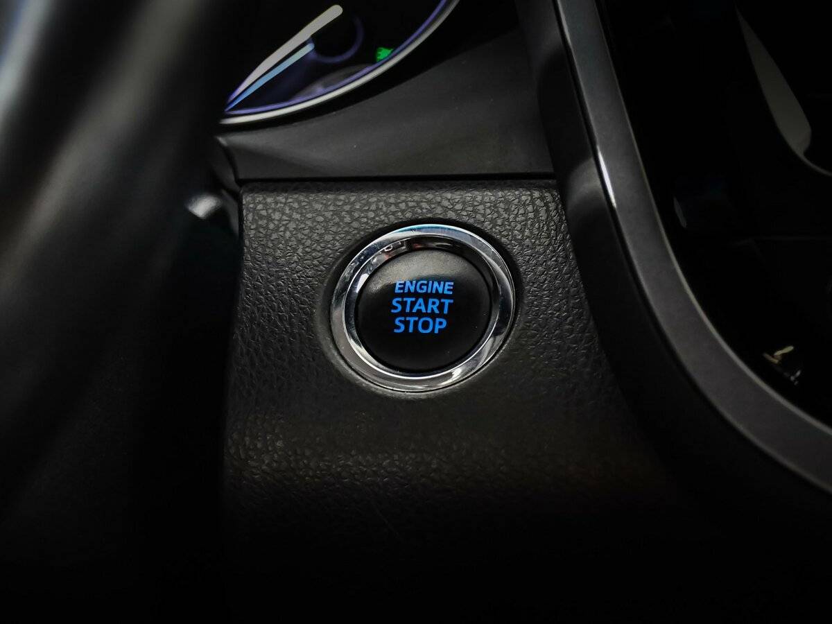 Купить Toyota Camry с пробегом. Фото: #16
