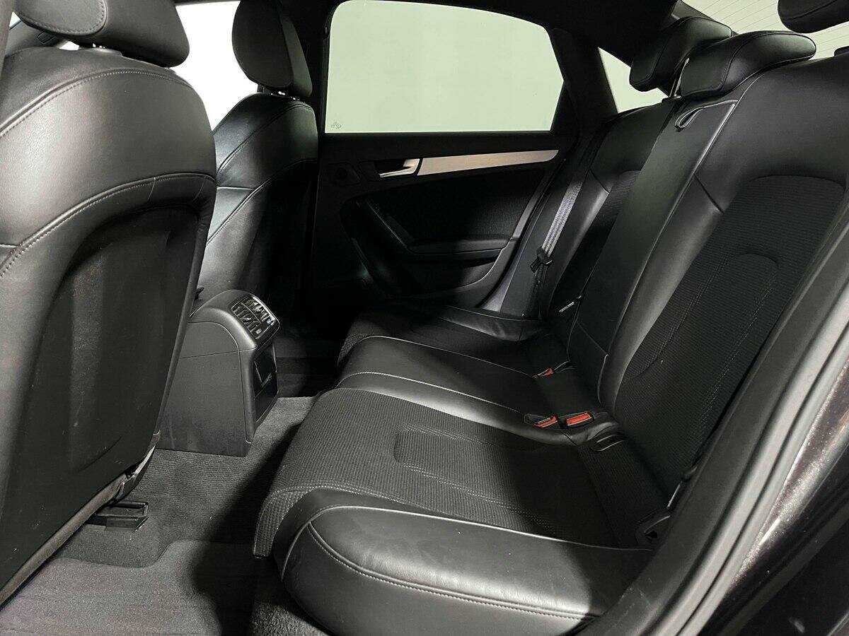 Купить Audi A4 с пробегом. Фото: #7