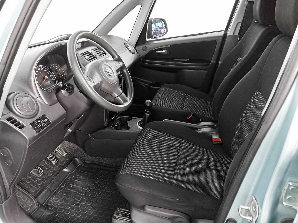 Купить Suzuki SX4 с пробегом. Фото: #13