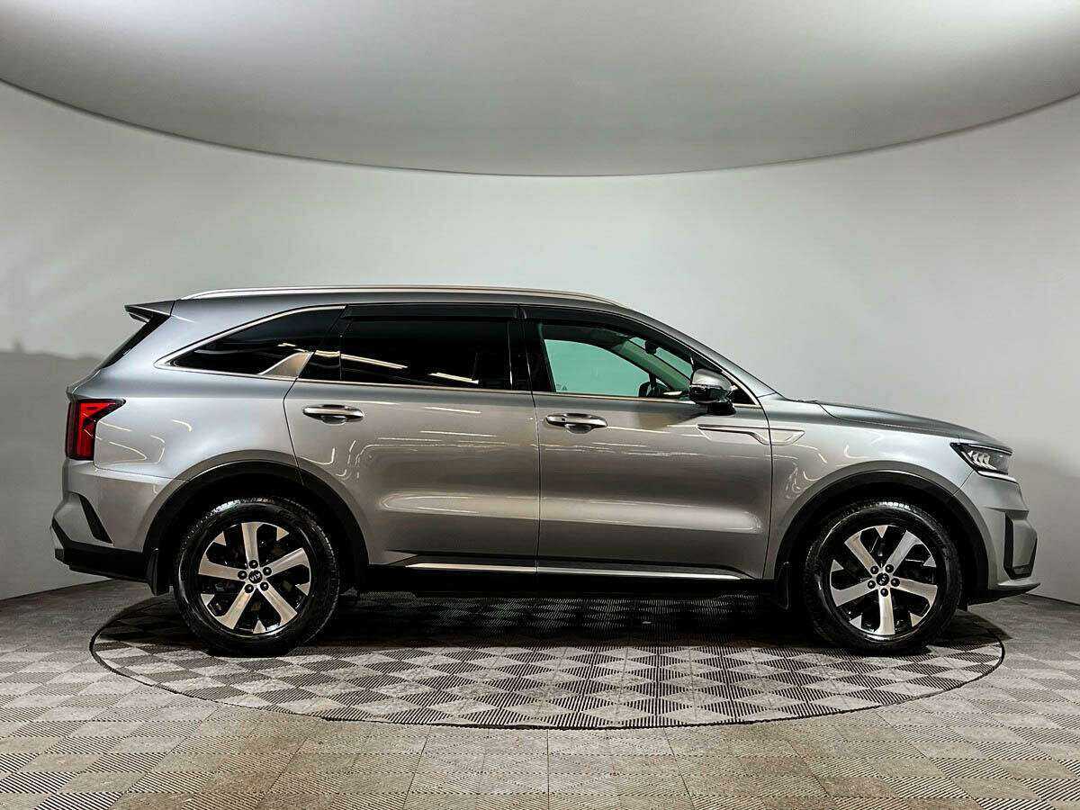Купить Kia Sorento с пробегом. Фото: #3