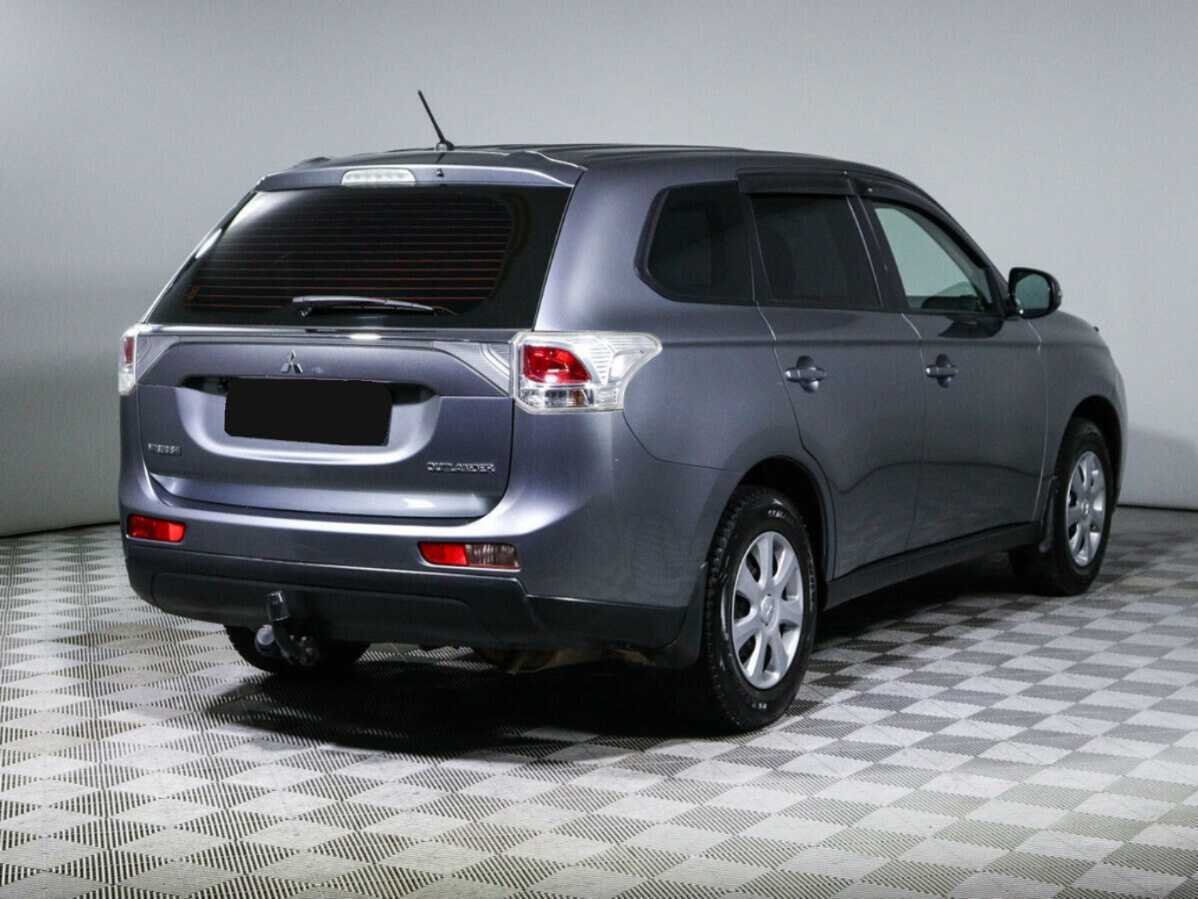 Купить Mitsubishi Outlander с пробегом. Фото: #4