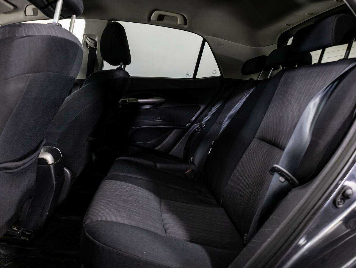 Купить Toyota Auris с пробегом. Фото: #9
