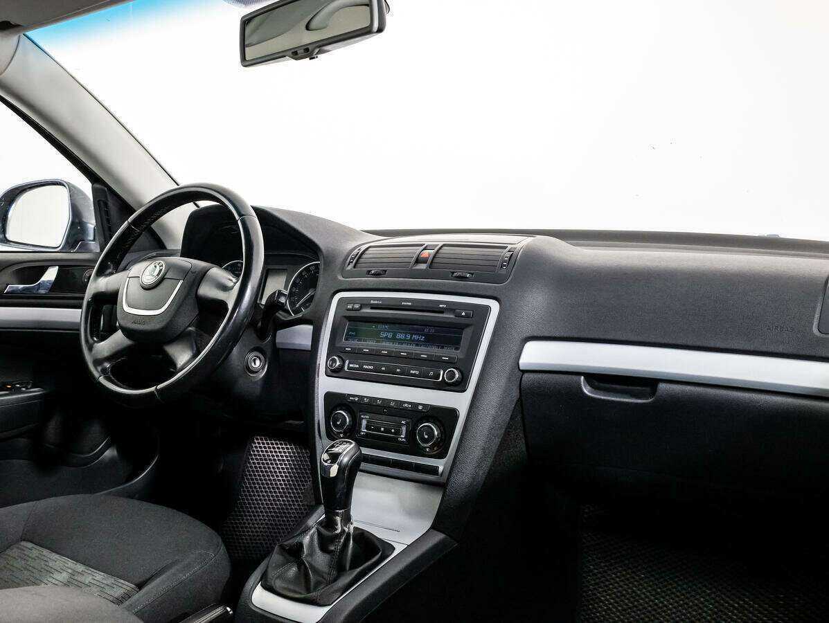 Купить Skoda Octavia с пробегом. Фото: #7