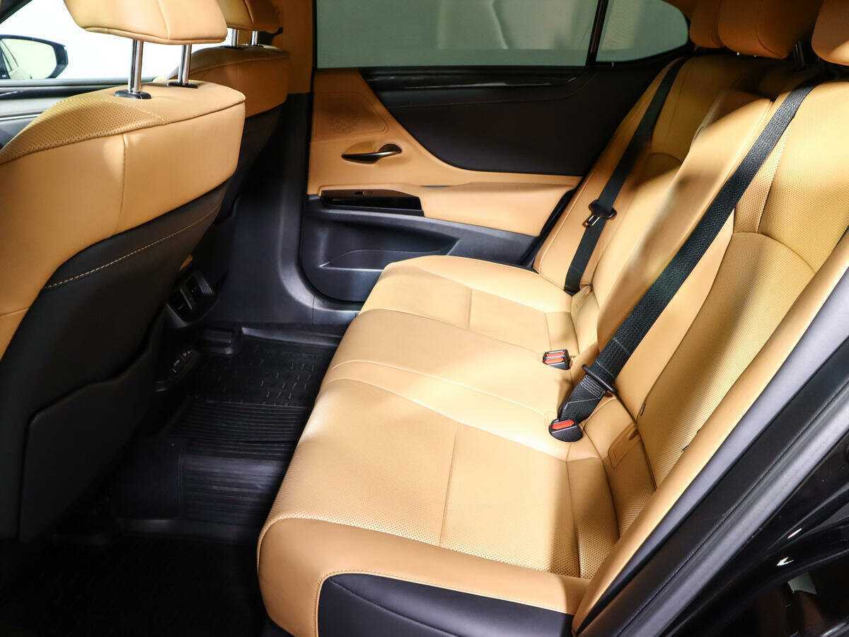 Купить Lexus ES с пробегом. Фото: #8