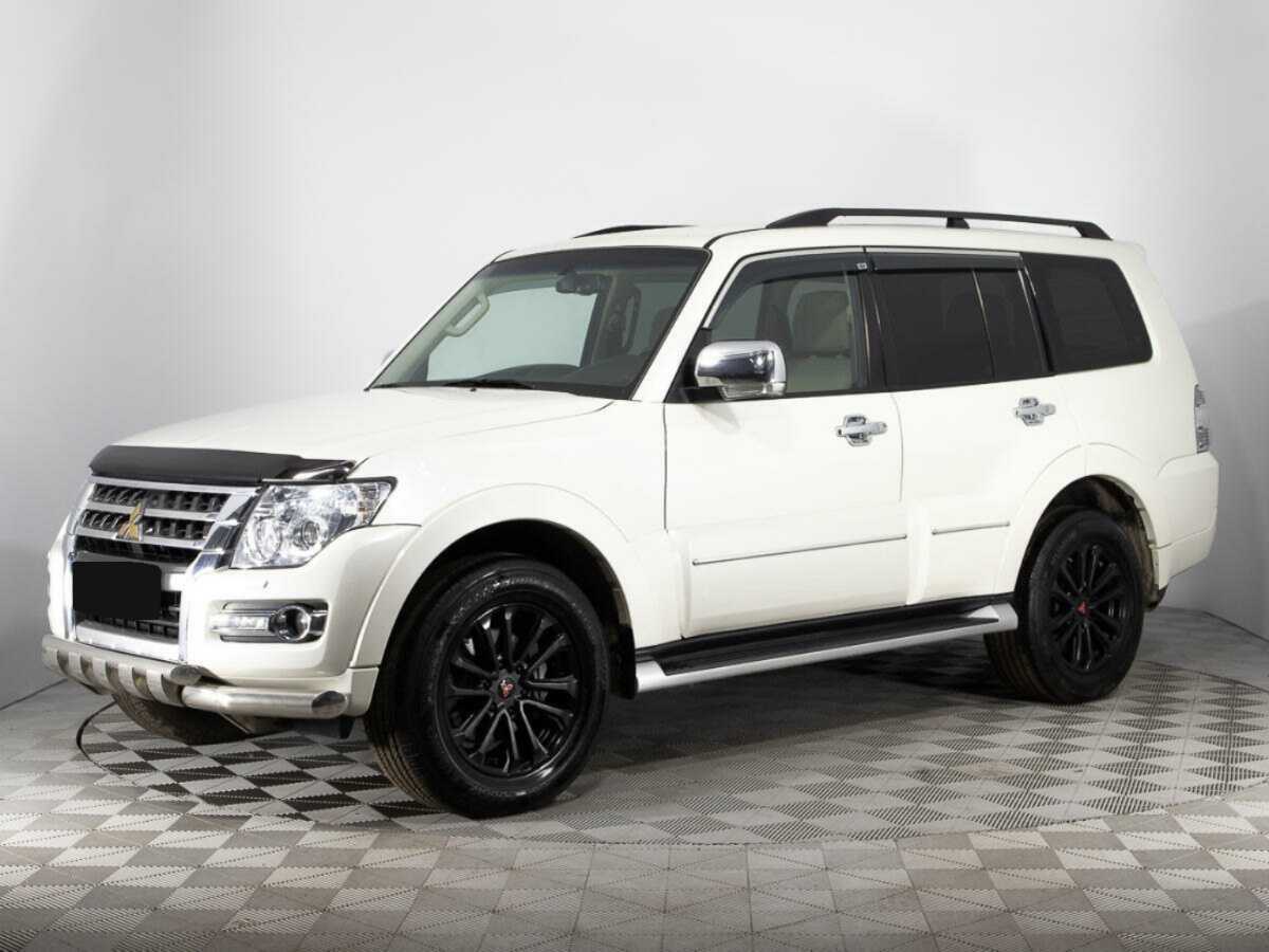 Купить Mitsubishi Pajero с пробегом. Фото: #0