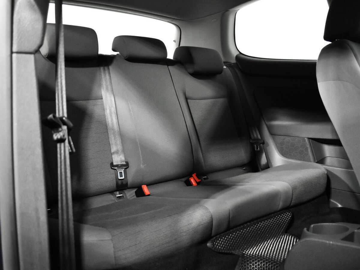 Купить Volkswagen Golf с пробегом. Фото: #9