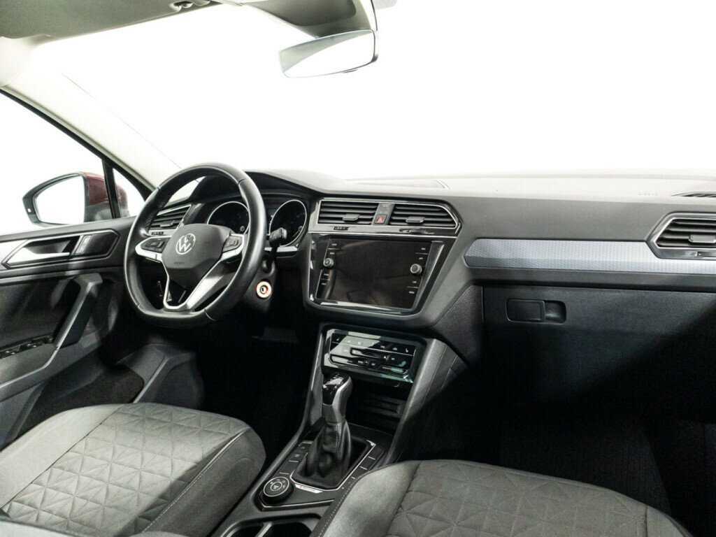 Купить Volkswagen Tiguan с пробегом. Фото: #8