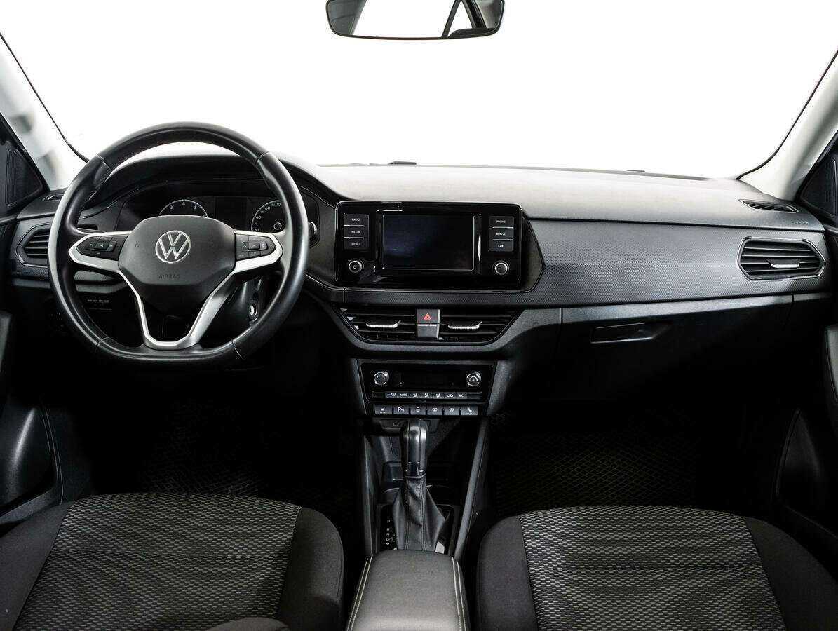 Купить Volkswagen Polo с пробегом. Фото: #9