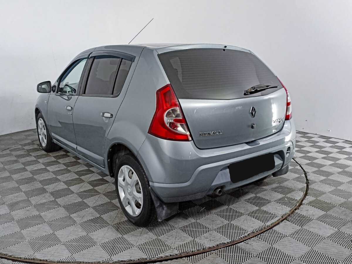 Купить Renault Sandero с пробегом. Фото: #5
