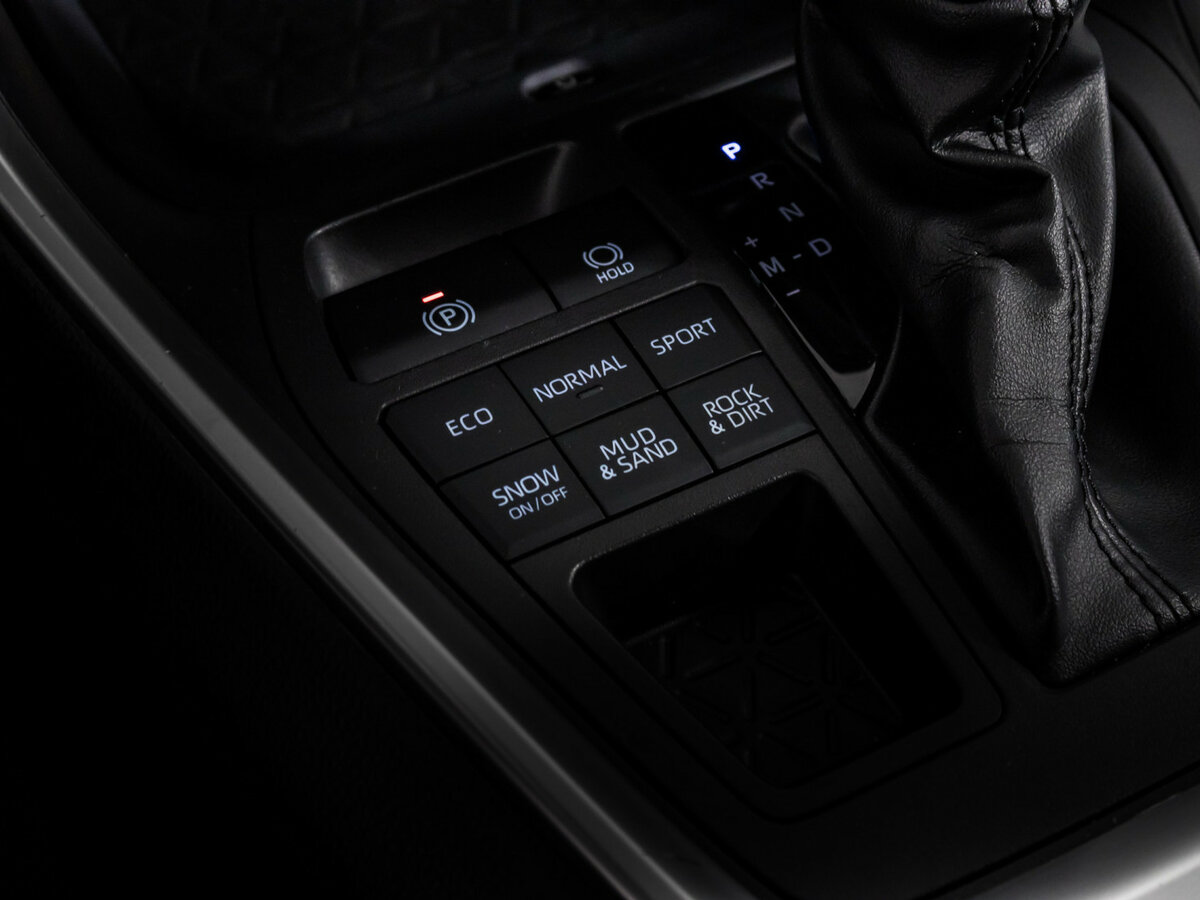Купить Toyota RAV4 с пробегом. Фото: #17