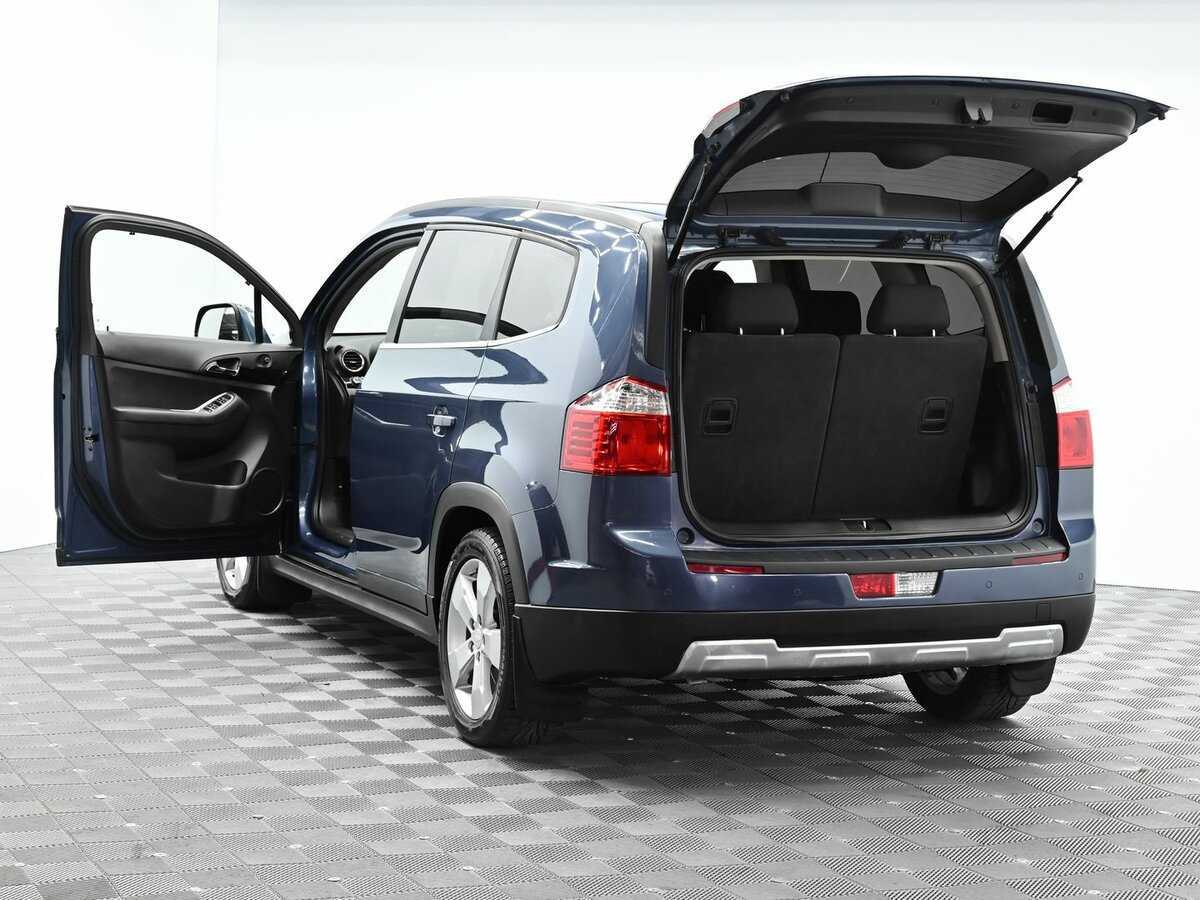 Купить Chevrolet Orlando с пробегом. Фото: #4