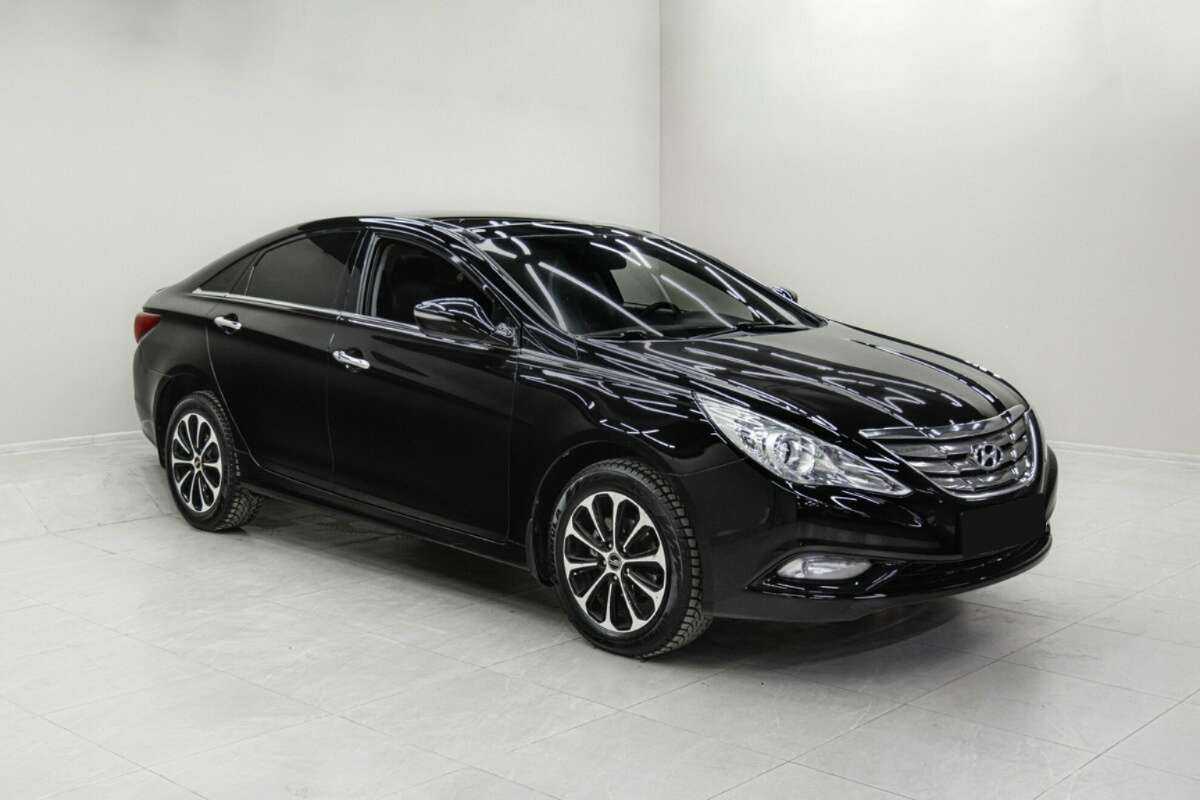 Купить Hyundai Sonata с пробегом. Фото: #2