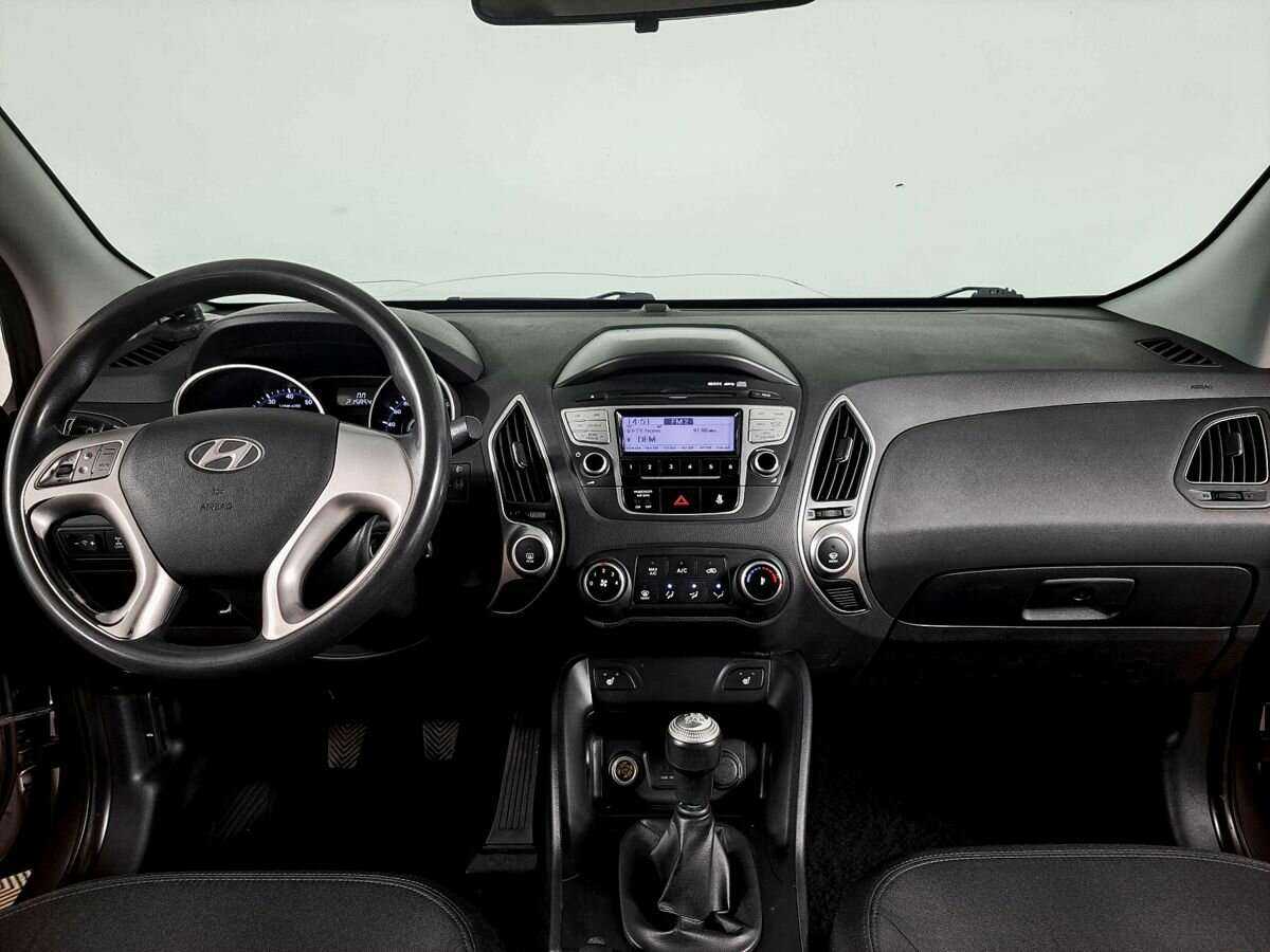 Купить Hyundai ix35 с пробегом. Фото: #10