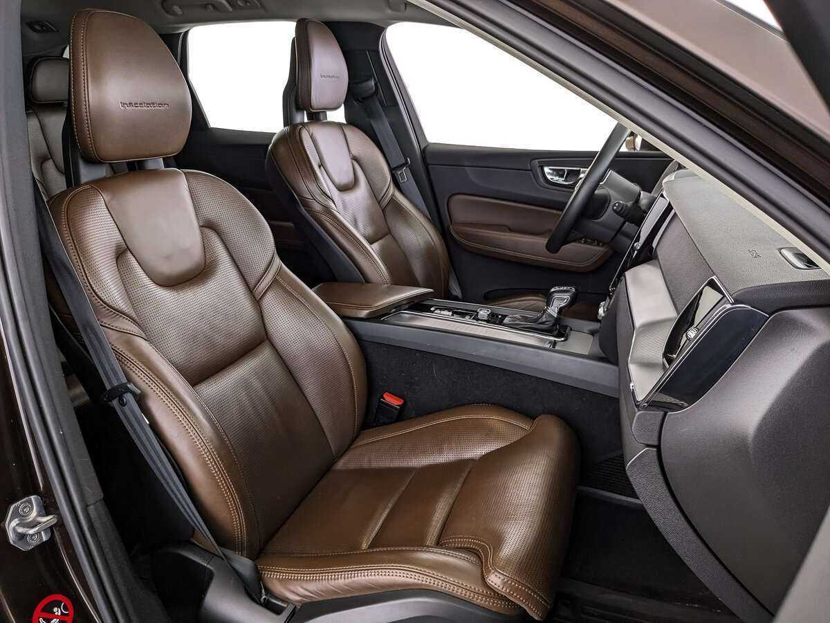 Купить Volvo XC60 с пробегом. Фото: #18