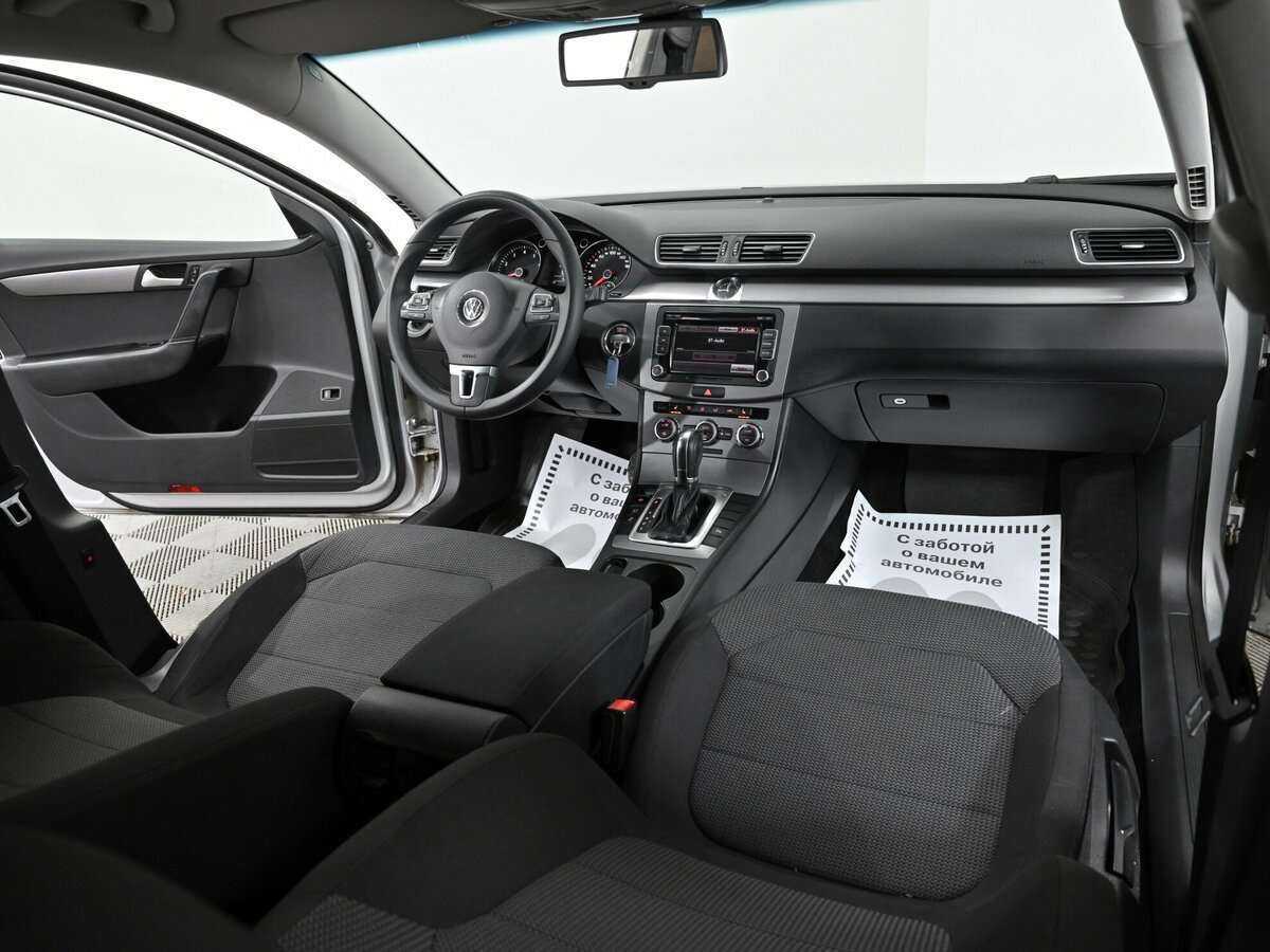 Купить Volkswagen Passat с пробегом. Фото: #4