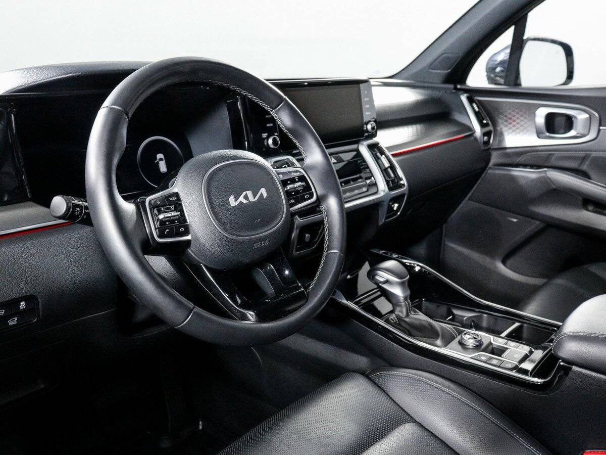Купить Kia Sorento с пробегом. Фото: #13