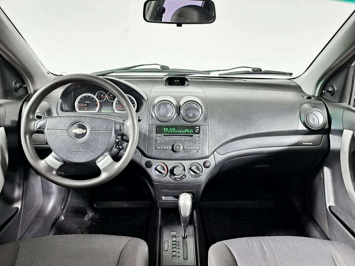 Купить Chevrolet Aveo с пробегом. Фото: #11