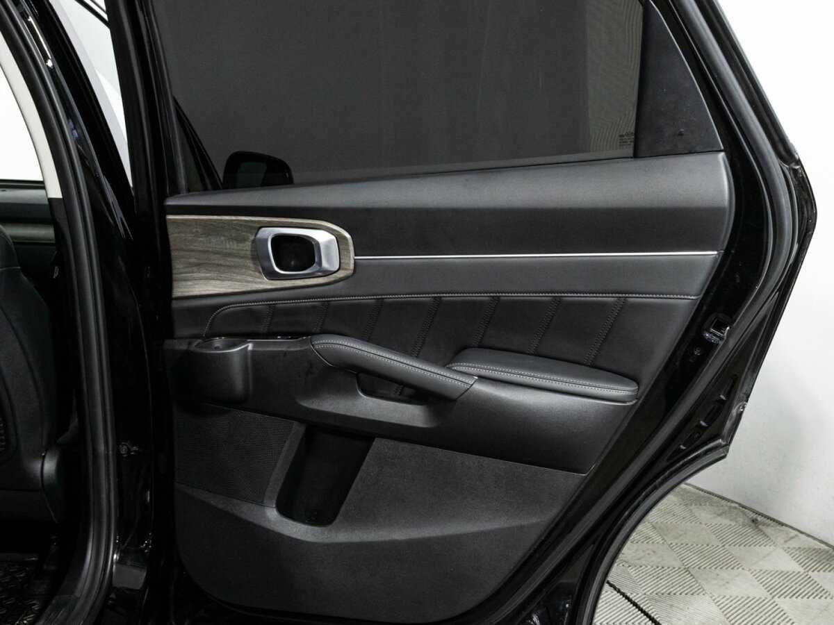 Купить Kia Sorento с пробегом. Фото: #27