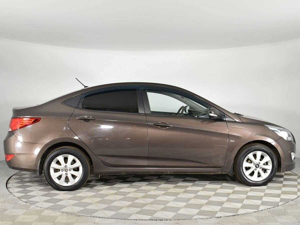 Купить Hyundai Solaris с пробегом. Фото: #4