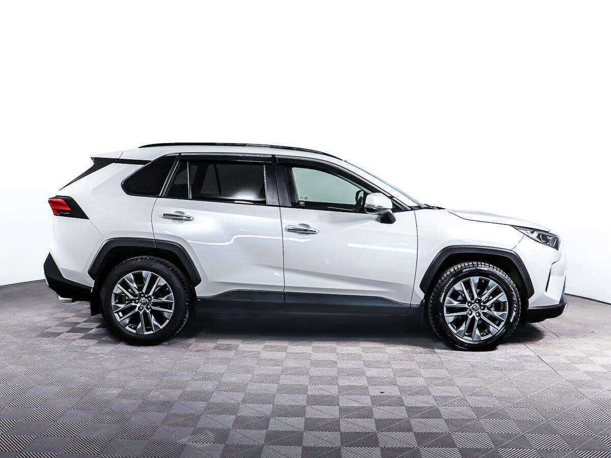 Купить Toyota RAV4 с пробегом. Фото: #3