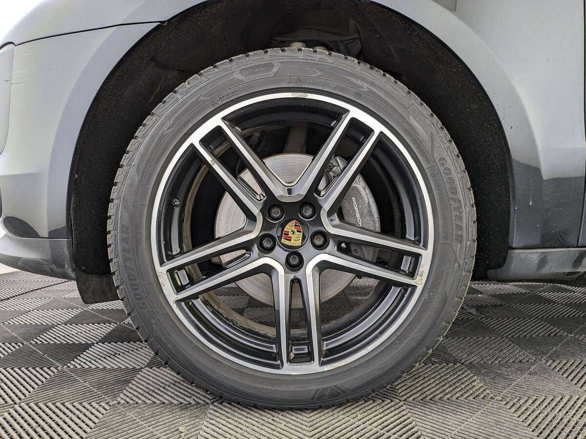 Купить Porsche Macan с пробегом. Фото: #11