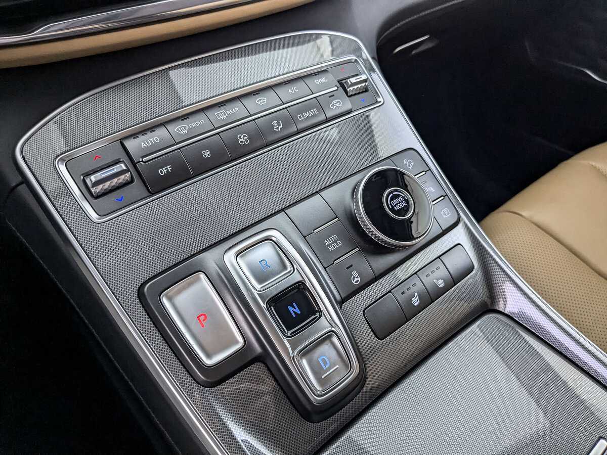 Купить Hyundai Santa Fe с пробегом. Фото: #16