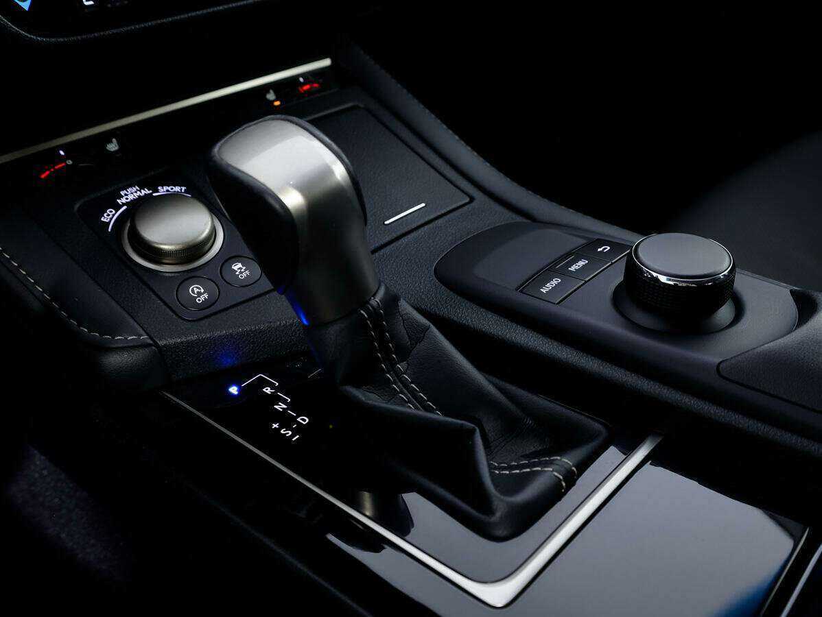 Купить Lexus ES с пробегом. Фото: #20