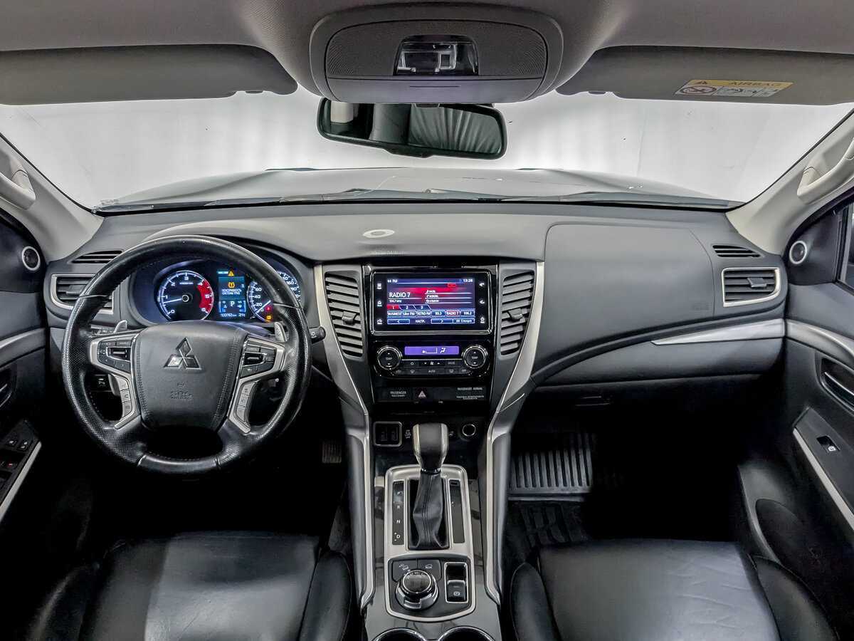 Купить Mitsubishi Pajero Sport с пробегом. Фото: #13