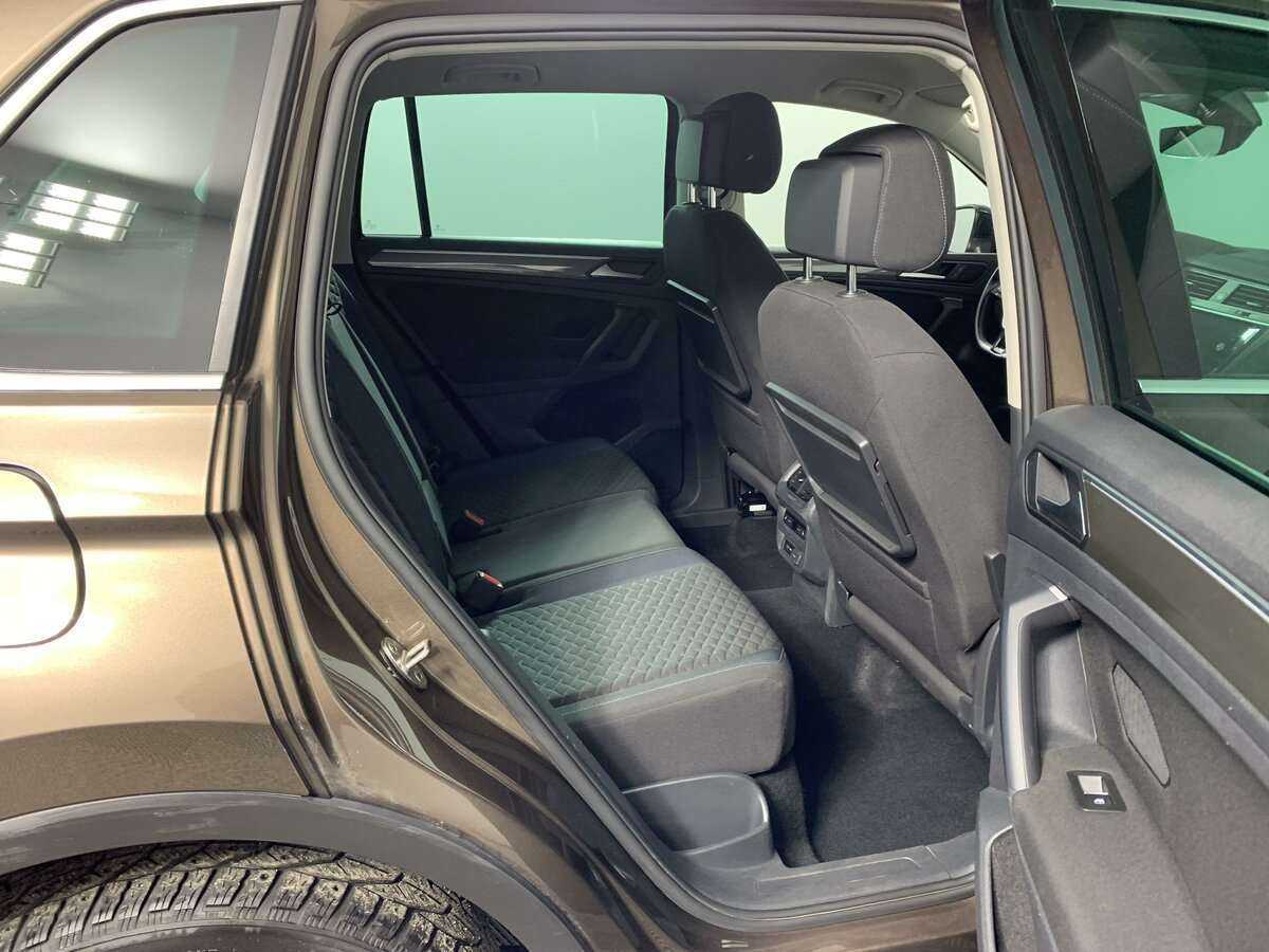 Купить Volkswagen Tiguan с пробегом. Фото: #15