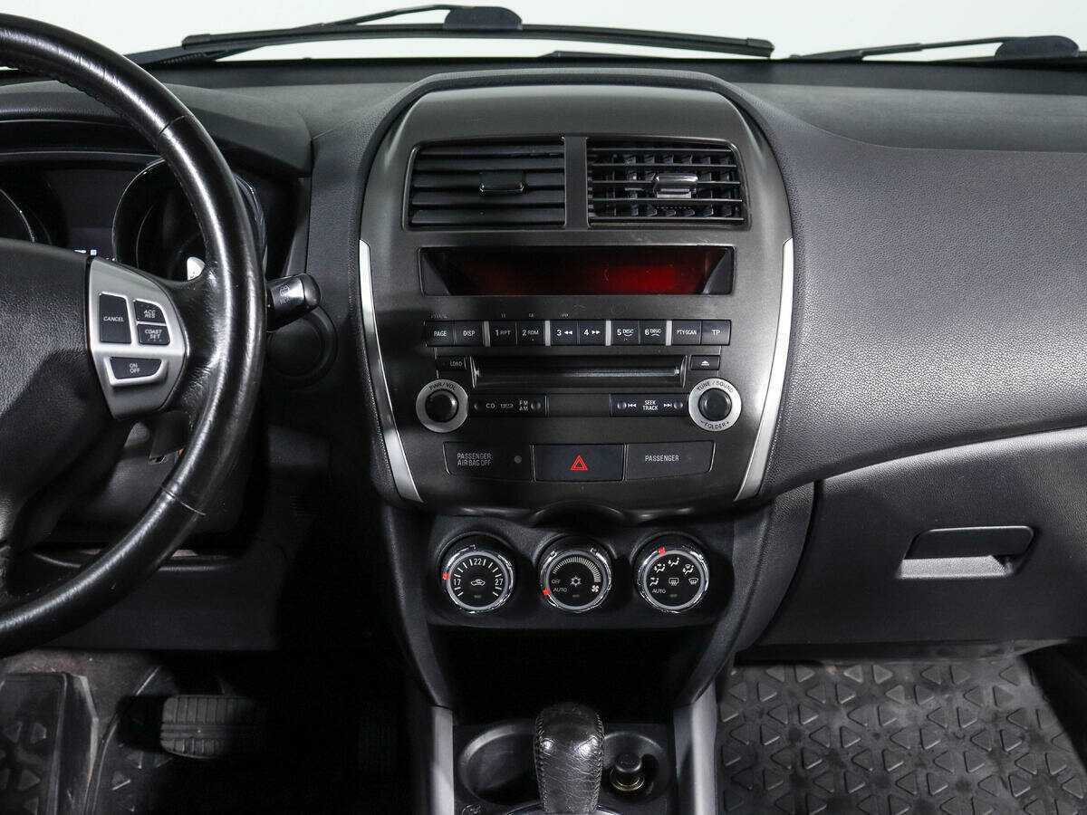 Купить Mitsubishi ASX с пробегом. Фото: #10